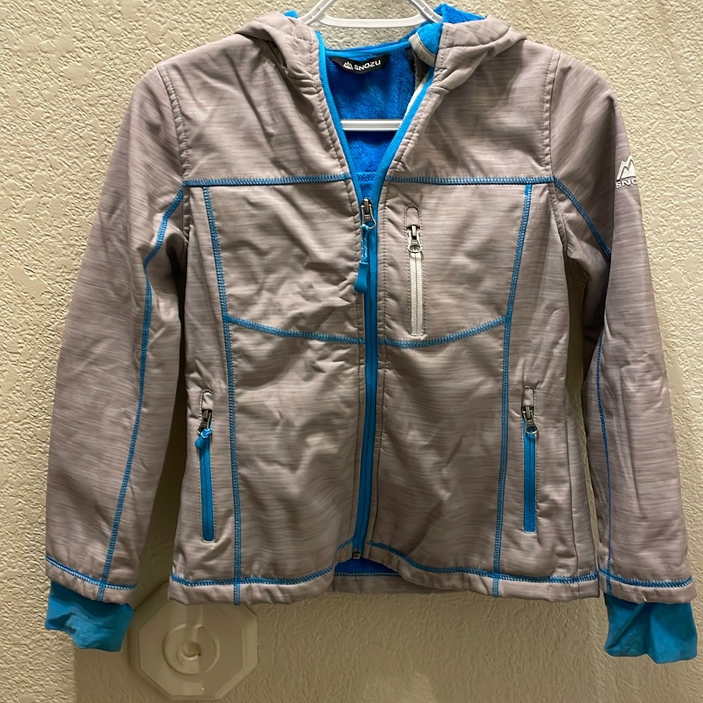 Girls medium 10/12 SNOZU winter coat.